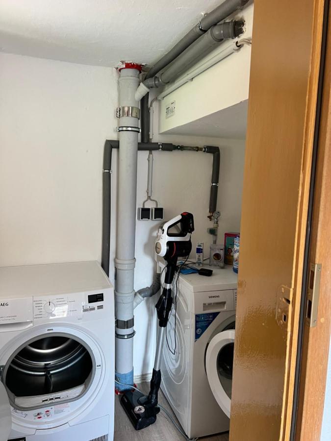 Sehr Schoene Wohnung,komplett Neu Eingerichtet Apartment Limabach - Oberfrohna