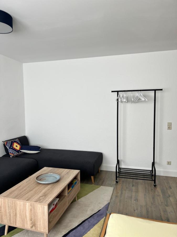 Sehr Schoene Wohnung,komplett Neu Eingerichtet