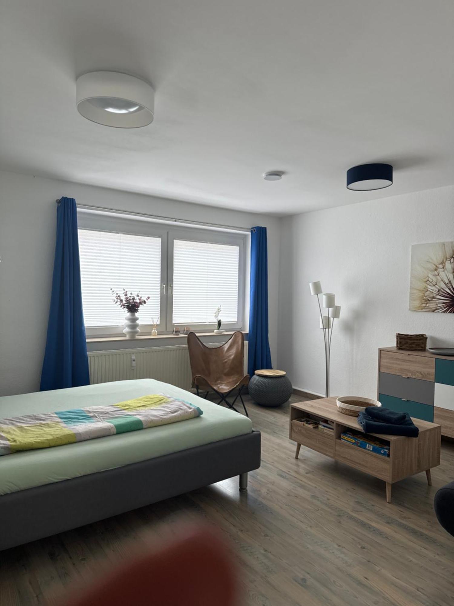 Sehr Schoene Wohnung,komplett Neu Eingerichtet Apartment *